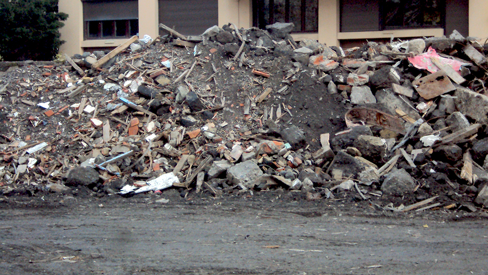 déchets de démolition non triés, gestion malheureusement habituelle