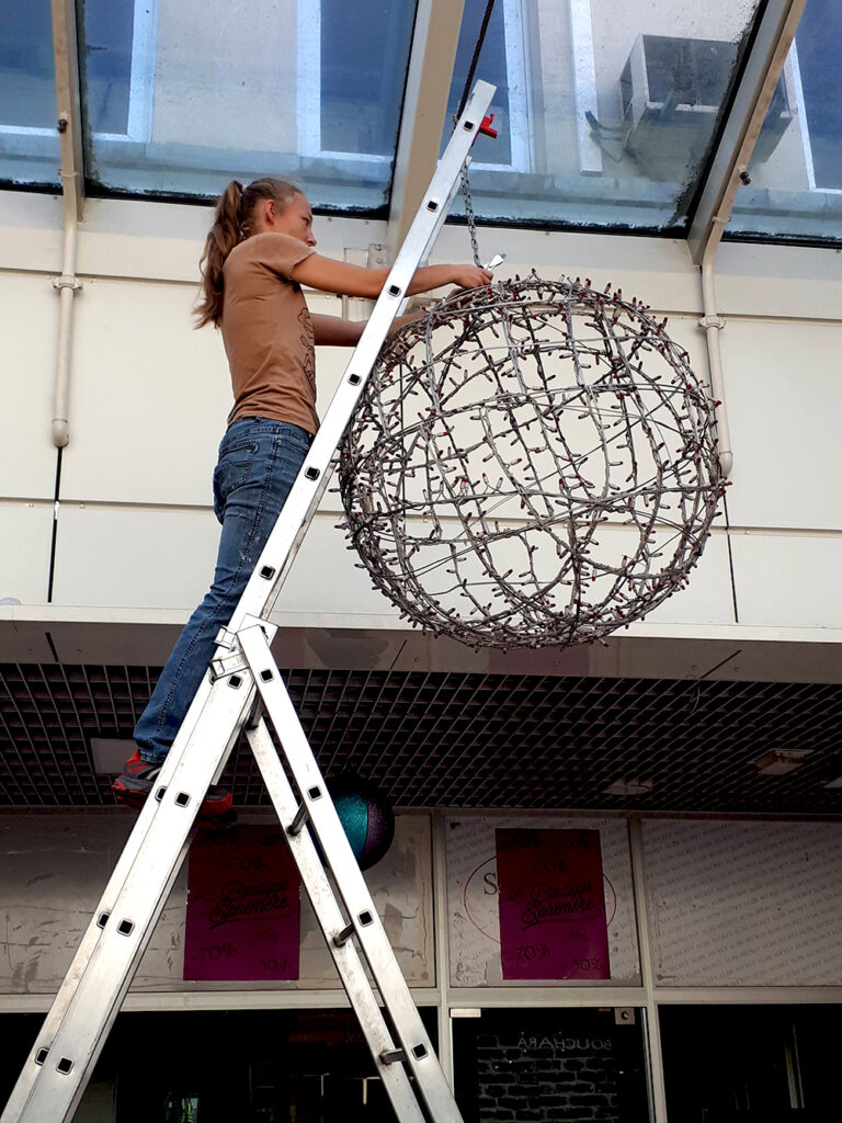 dépose de luminaire au centre dauphine de dijon 