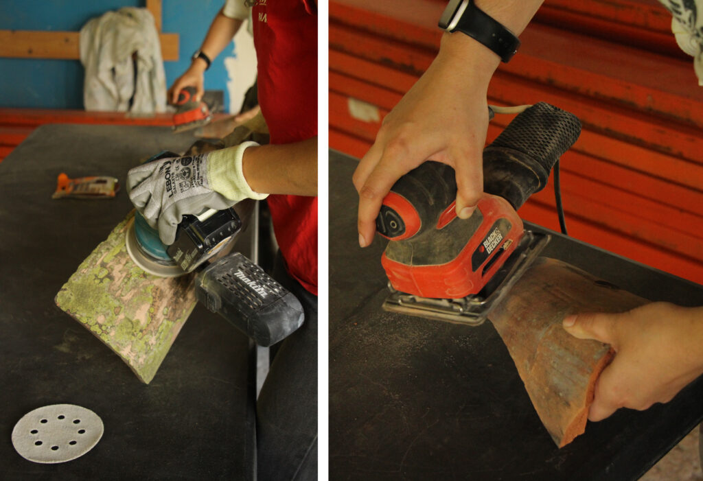 Ponçage de tuiles pour enlever les résidus avant la réalisation du terrazzo de réemploi